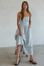 Load image into Gallery viewer, Striped Strapless Flare Maxi Dress
