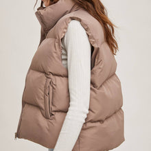 Load image into Gallery viewer, Puffer Vest