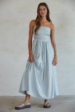 Load image into Gallery viewer, Striped Strapless Flare Maxi Dress