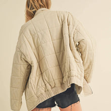 Load image into Gallery viewer, Oversized Quilted Jacket