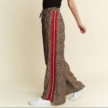 Load image into Gallery viewer, Leopard Trouser with Red Panel
