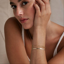 Load image into Gallery viewer, Connected Delicate Paperclip Chain Bracelet
