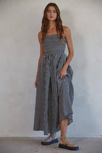 Load image into Gallery viewer, Striped Strapless Flare Maxi Dress
