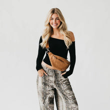 Load image into Gallery viewer, Susie Suede Bum Bag
