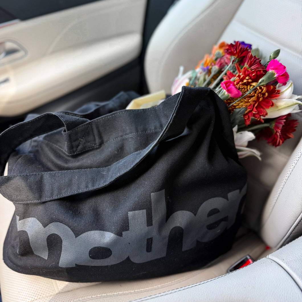 Mother.- Oversized Tote