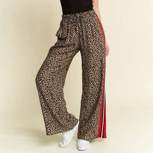 Load image into Gallery viewer, Leopard Trouser with Red Panel

