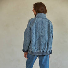 Load image into Gallery viewer, Quilted Denim Cotton Medium Washed Jacket
