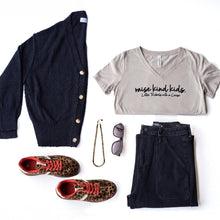 Load image into Gallery viewer, Women&#39;s Platform Sneakers (2 colors)
