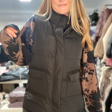 Load image into Gallery viewer, Outerwear Long Vest
