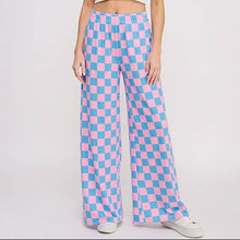 Load image into Gallery viewer, Checkered Straight Leg Knit Pants
